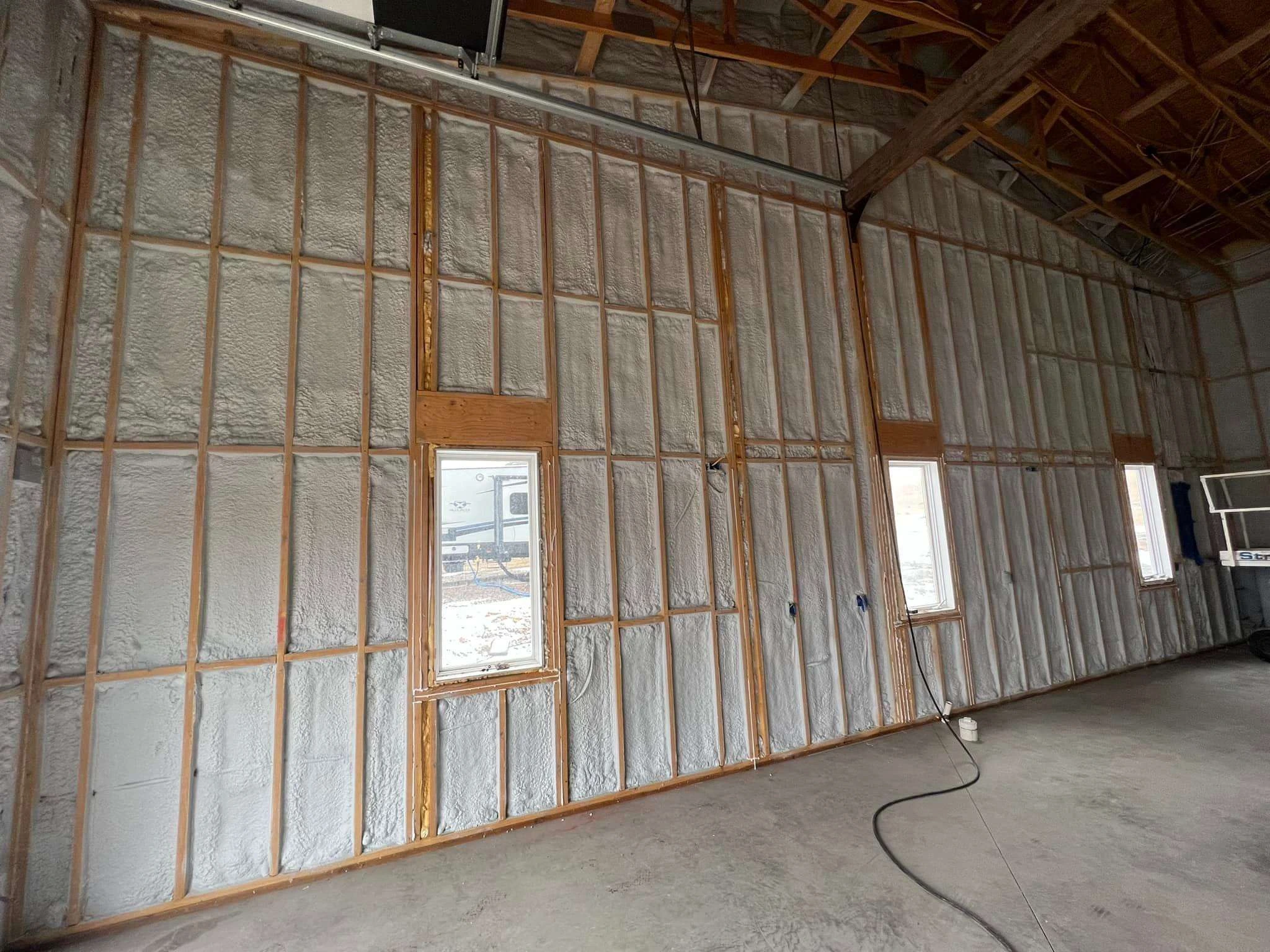How Spray Foam Helps Builders Seal Spaces in Lehigh Acres?